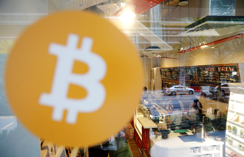 البيتكوين إلى 40 ألف دولار قبل الصعود بجنون
