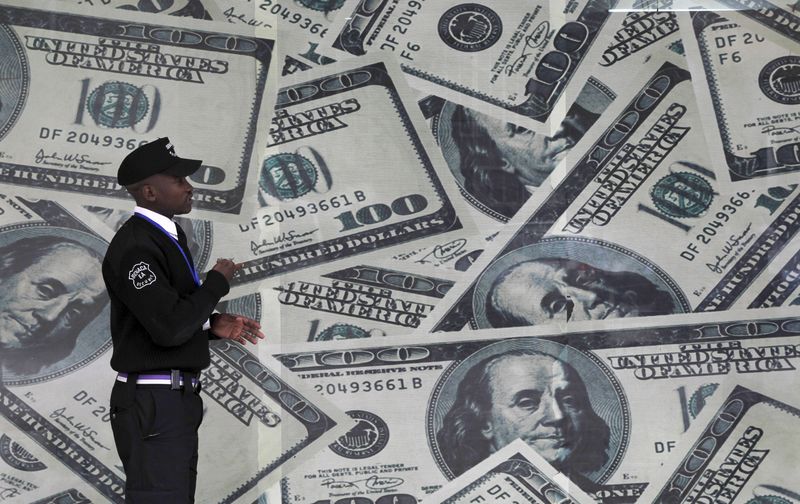 بتكوين تنخفض لأدنى مستوى منذ سبتمبر