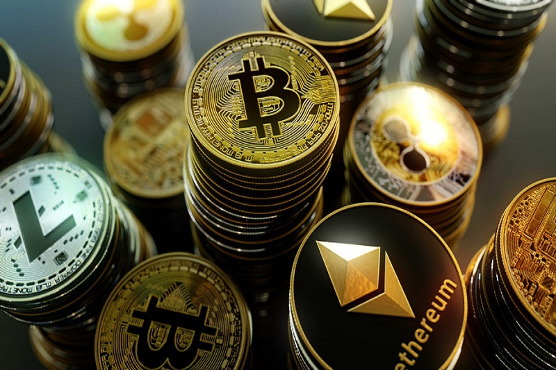سعر بيتكوين يهدد بأدنى إغلاق أسبوعي منذ عام ٢٠٢٠ حيث يخيف التضخم الأسواق